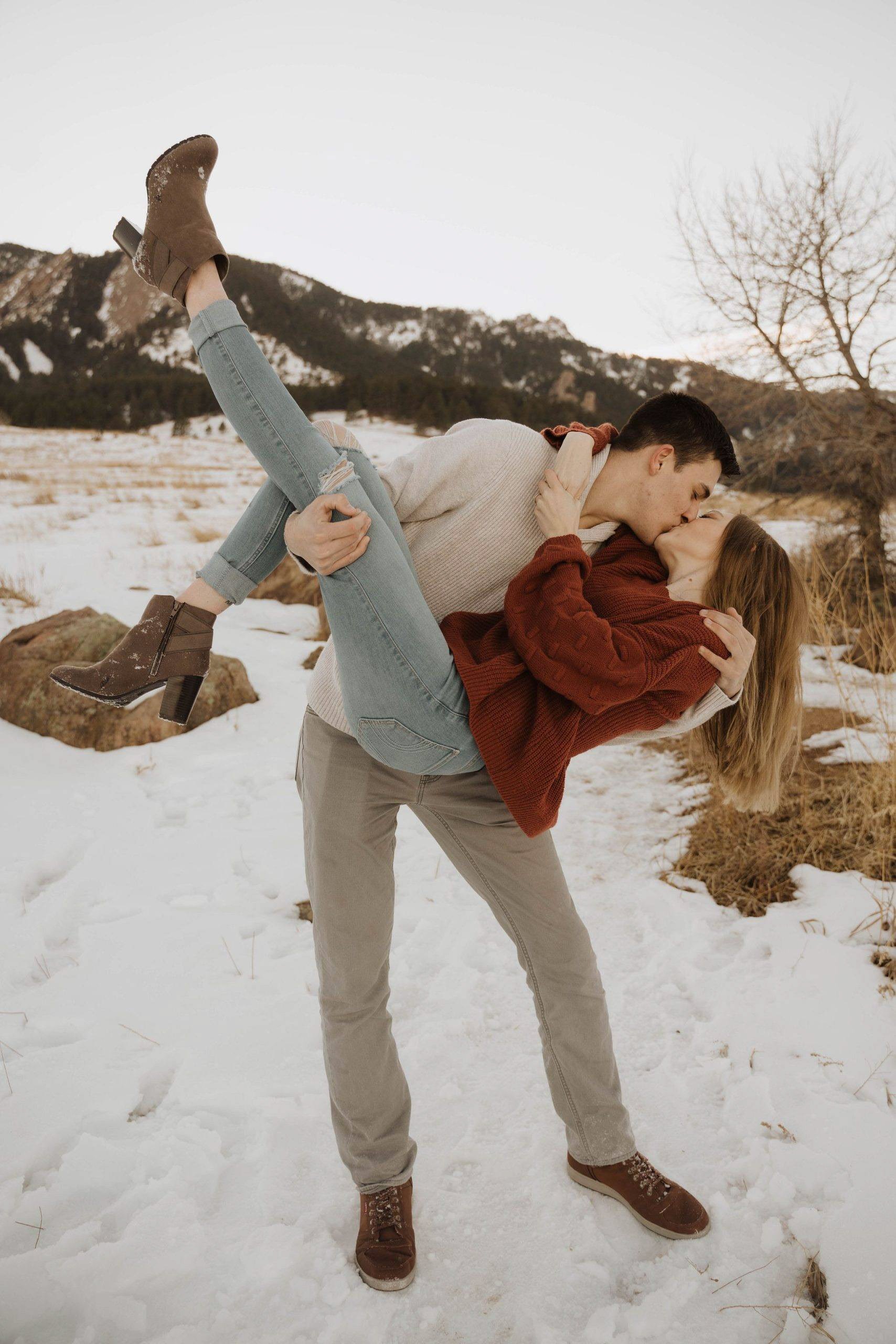 Candid Studios 107 1